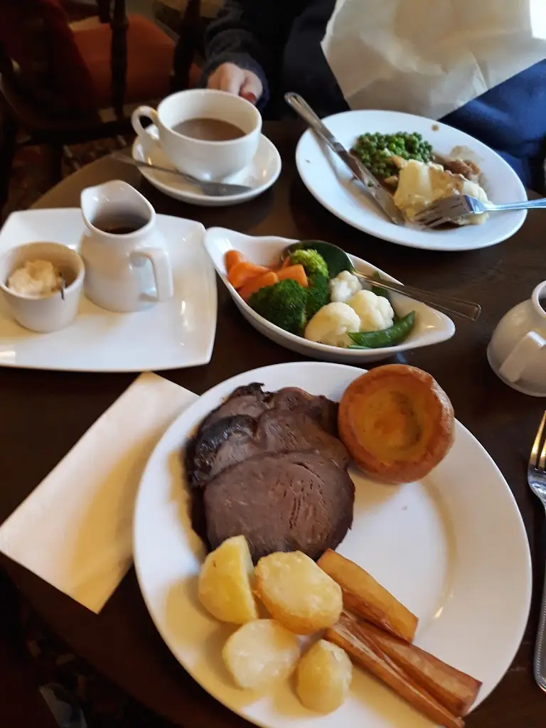 Menu_Rose & Crown_Ridgmont_image_6