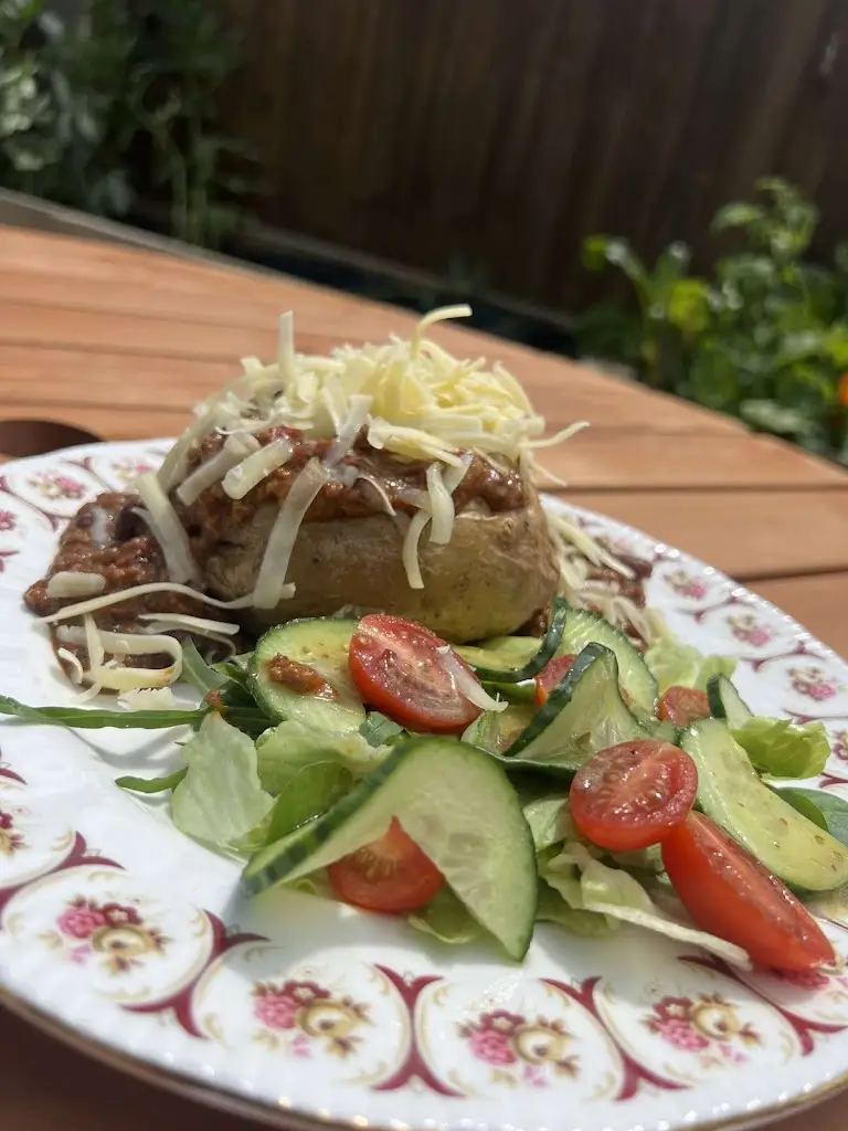 Chloe Emery_Ridgmont Station Vintage Tea Room and Heritage Centre_Ridgmont_review