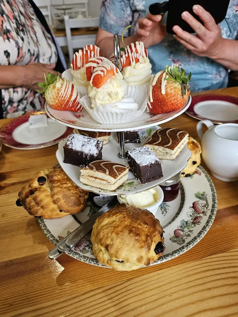 Sandie Reid_Ridgmont Station Vintage Tea Room and Heritage Centre_Ridgmont_review