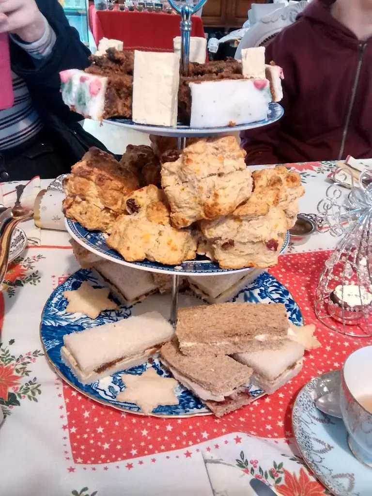 Daisy-Mae's Vintage Tearoom_Redcar_slider_image_2