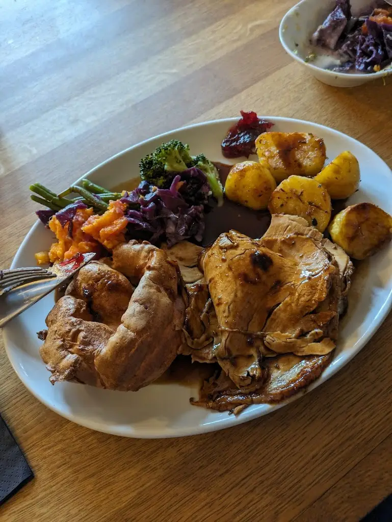 Paul Warren_Kings Head_Redlynch_review