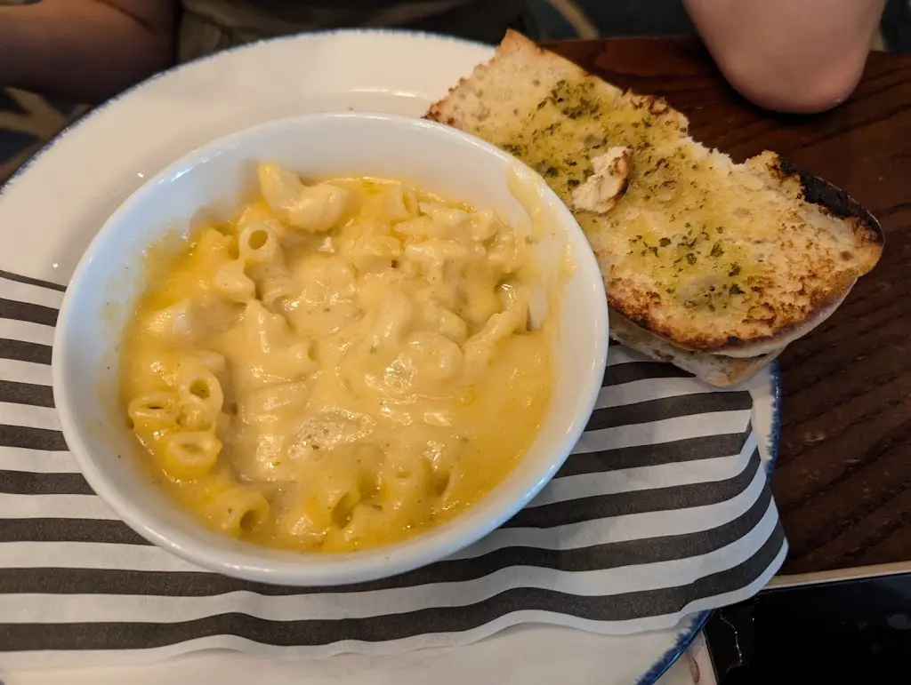 Steven Annis_The Rose And Crown_Redditch_review