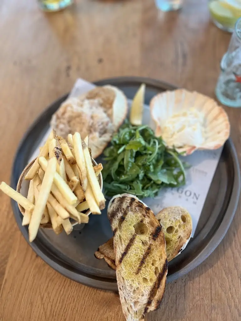 Ellie Edwards_The Lygon_Redditch_review