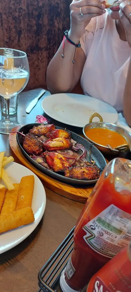 Menu_The Queens Head Indian bar & grill_Redditch_image_9