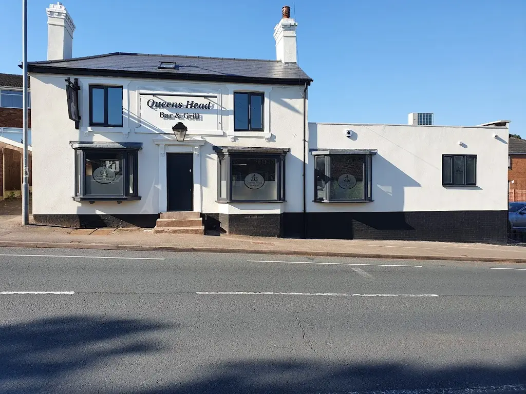 The Queens Head Indian bar & grill_Redditch_slider_image_3