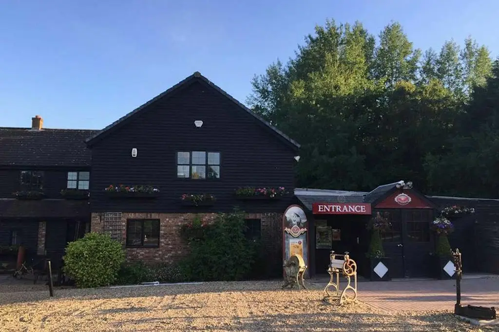 Lucky Star Chinese Takeaway restaurant in Barton-le-Clay