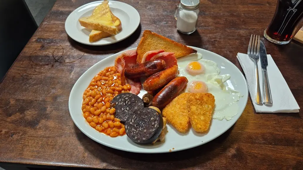 Ashley Jones_Greenview Bar & Cafe_Redditch_review