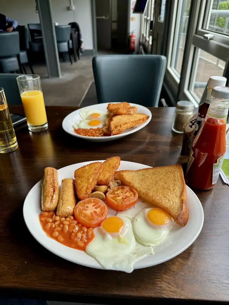 Doug ashburn_Greenview Bar & Cafe_Redditch_review
