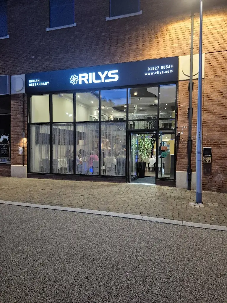Rilys Indian Restaurant_Redditch_slider_image_2