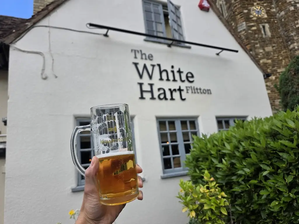 The White Hart Flitton restaurant in Barton-le-Clay