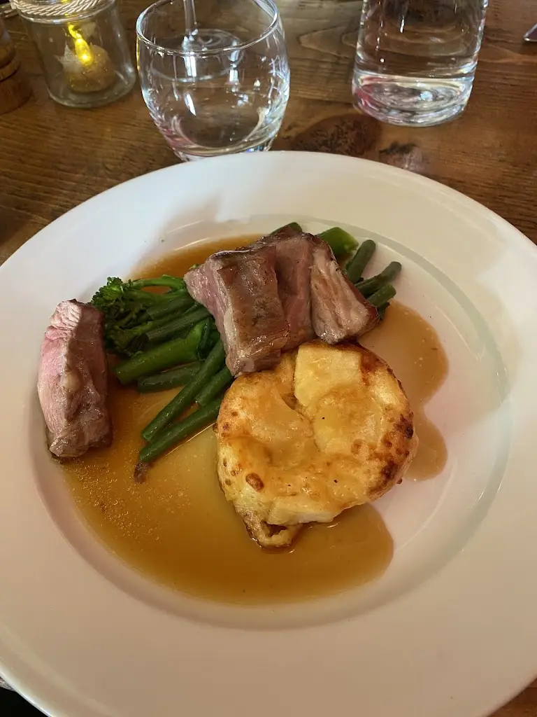 The White Hart Flitton_Barton-le-Clay_slider_image_2