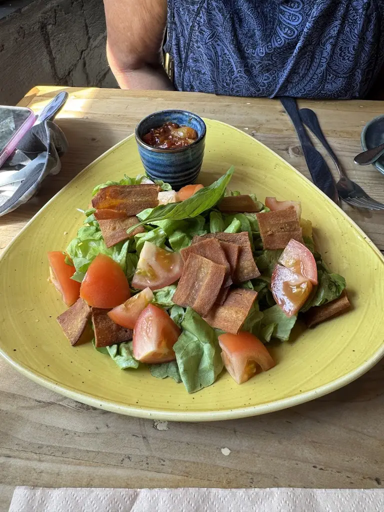 JONATHAN POTTER_Grounded at the Forge - Coffee Lounge_Ringmer_review