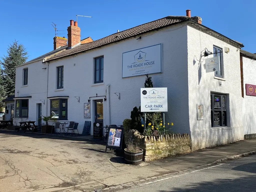 The Roade House_Roade_slider_image_1