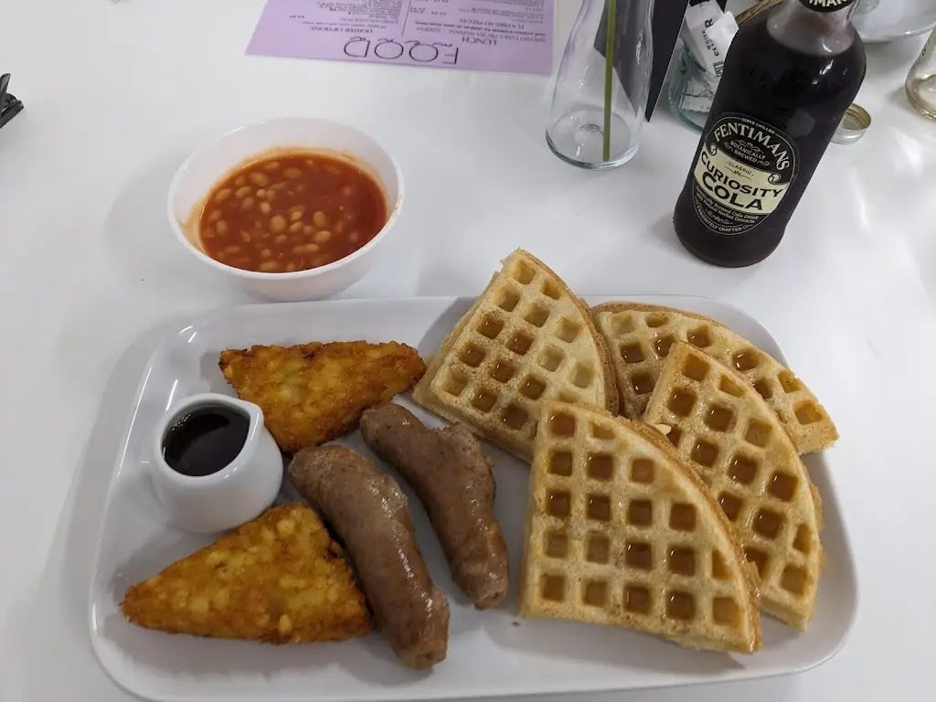 Andrew Radford_Flava Fusions Cafe_Barton-le-Clay_review