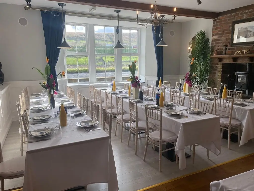 Turnpike By Maya ristorante a Ripponden