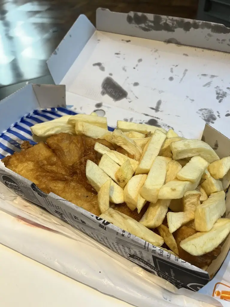 Tom Meadley_Route 1066 Cafe_Robertsbridge_review