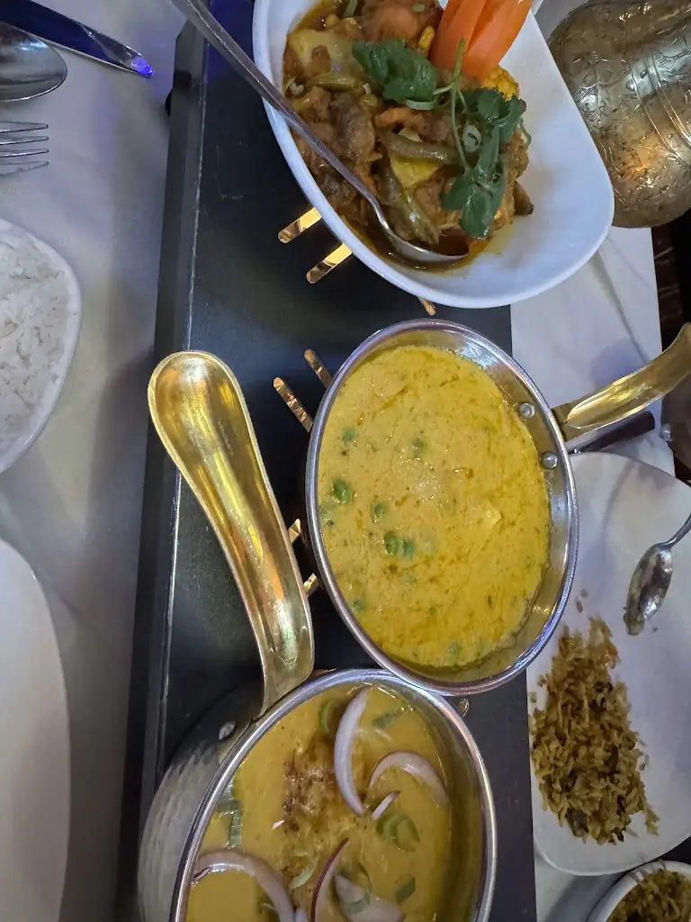 Adam Dusza_New Spice Authentic Indian & Bangladeshi Restaurant & Takeaway_Robertsbridge_review