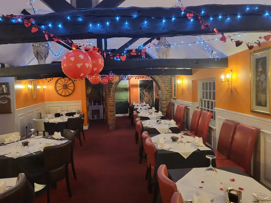 New Spice Authentic Indian & Bangladeshi Restaurant & Takeaway_Robertsbridge_slider_image_3