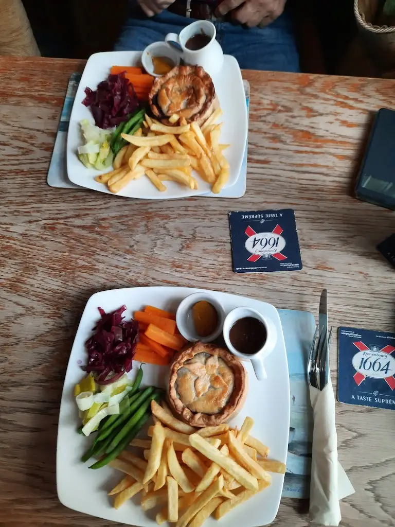 Menü_Ostrich Hotel_Robertsbridge_Bild_5