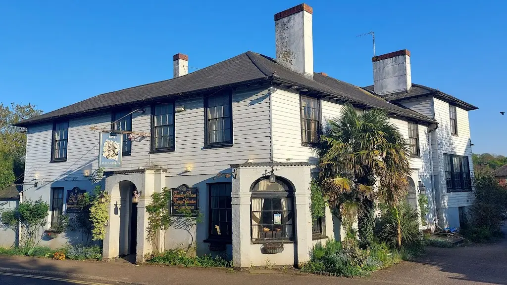 Ostrich Hotel_Robertsbridge_slider_image_3