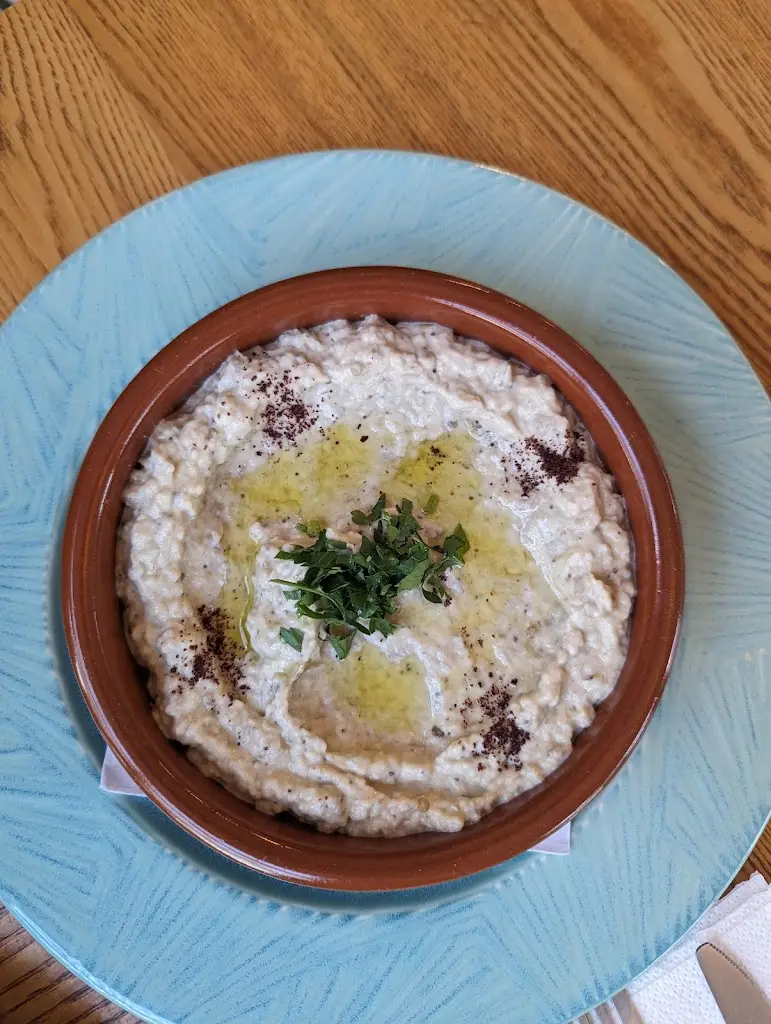 Adam Waters_Cafe Beirut Ripley_Ripley_review