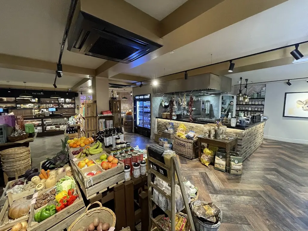Ferma Farm Shop & Bistro restaurant in Ripley