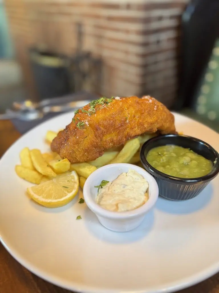 Cheryl Fong_The Seven Stars_Ripley_reseña