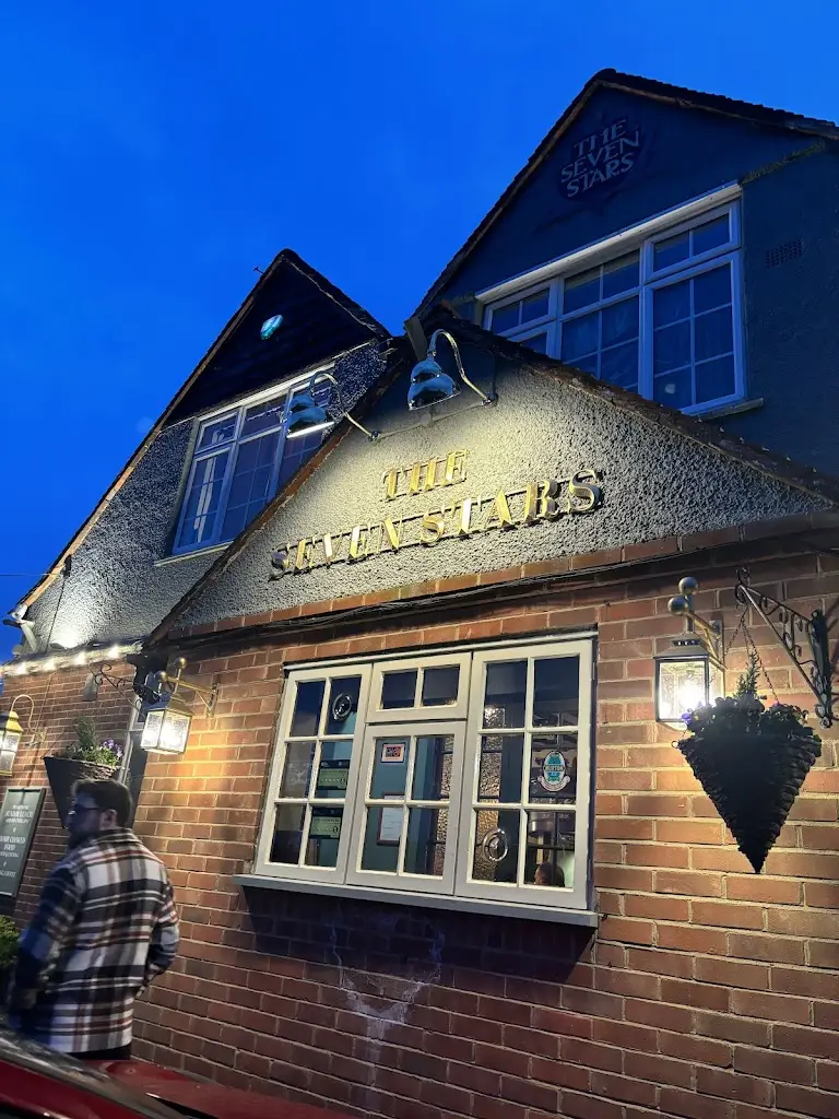 Adam Wollerton_The Seven Stars_Ripley_reseña