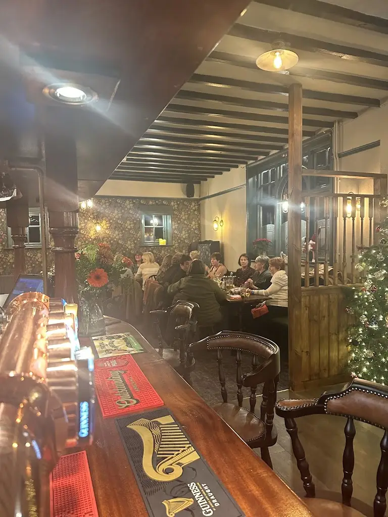 The Seven Stars_Ripley_slider_image_1