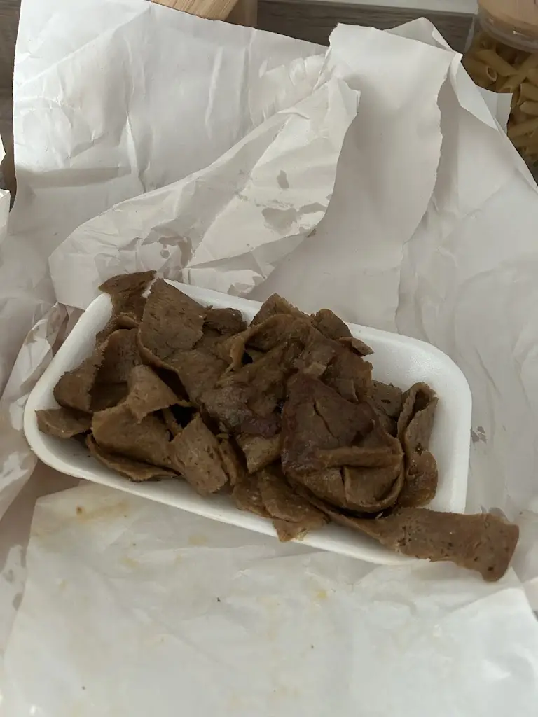 Luke Vic & Kingfisher_Ripley_slider_image_2