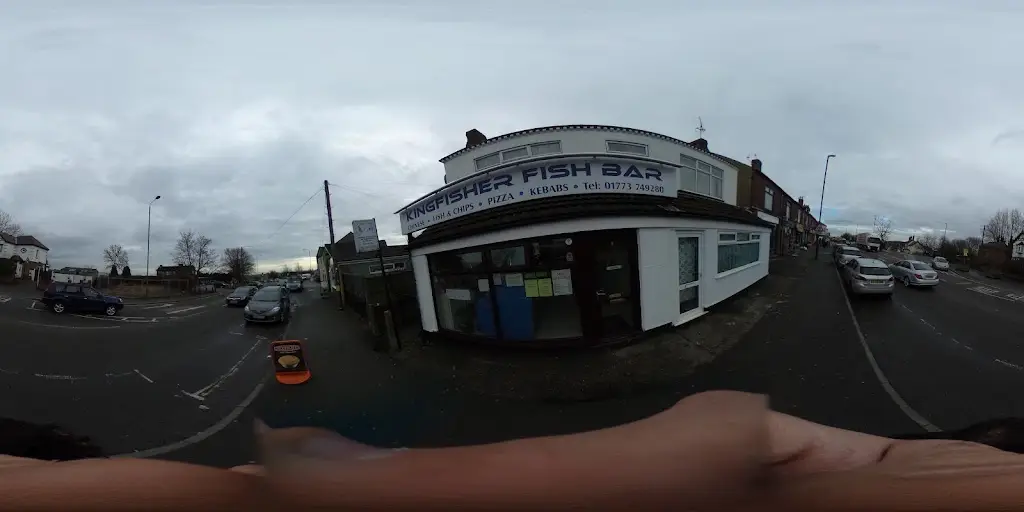 Luke Vic & Kingfisher_Ripley_slider_image_3