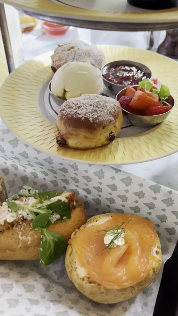 The Ivy Bath Brasserie & Garden_Bath_slider_image_2