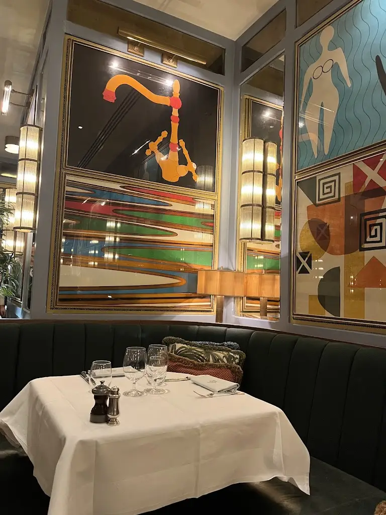 The Ivy Bath Brasserie & Garden_Bath_slider_image_3