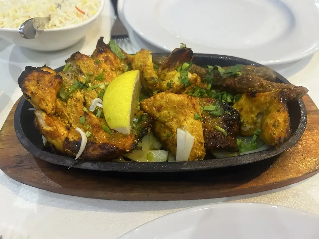 Lollie_Everest Spice_Redhill_review