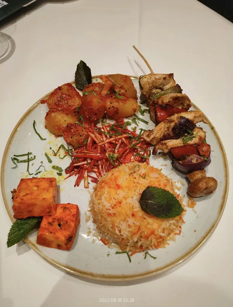 New Gurkha Kitchen_Redhill_slider_image_2