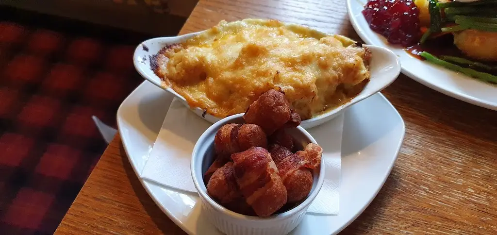 Menu_Inn on the Pond_Redhill_image_7