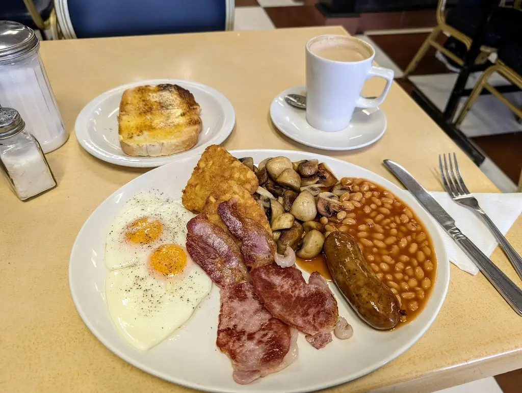 Sam Mankotia_Old Pop Inn Cafe_Redhill_review