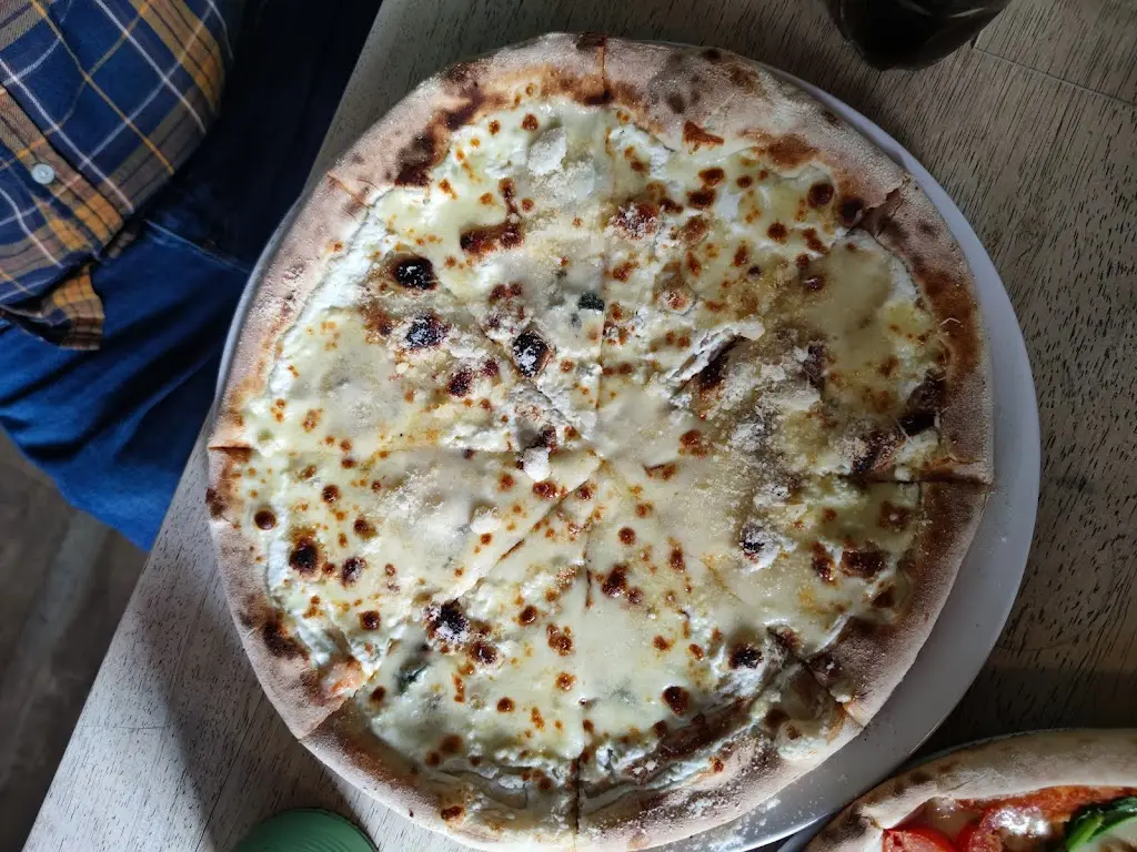 Menu_Pizza Project Merstham_Redhill_image_8