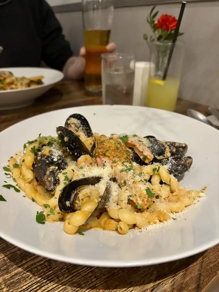 Mamma Mia_Rochester_slider_image_3