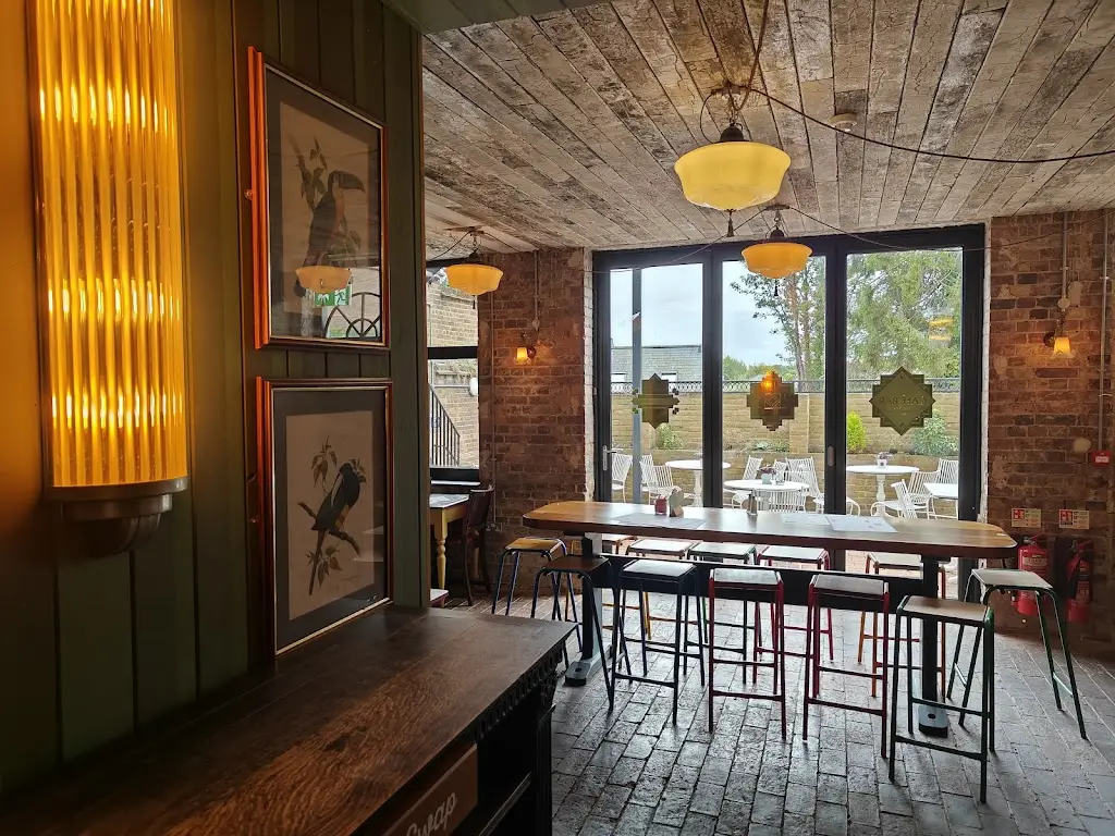 Claro Lounge_Ripon_slider_image_2