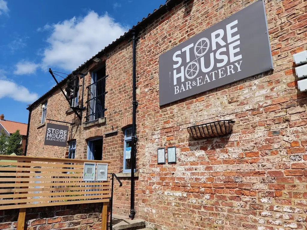 Storehouse Bar & Eatery_Ripon_slider_image_1