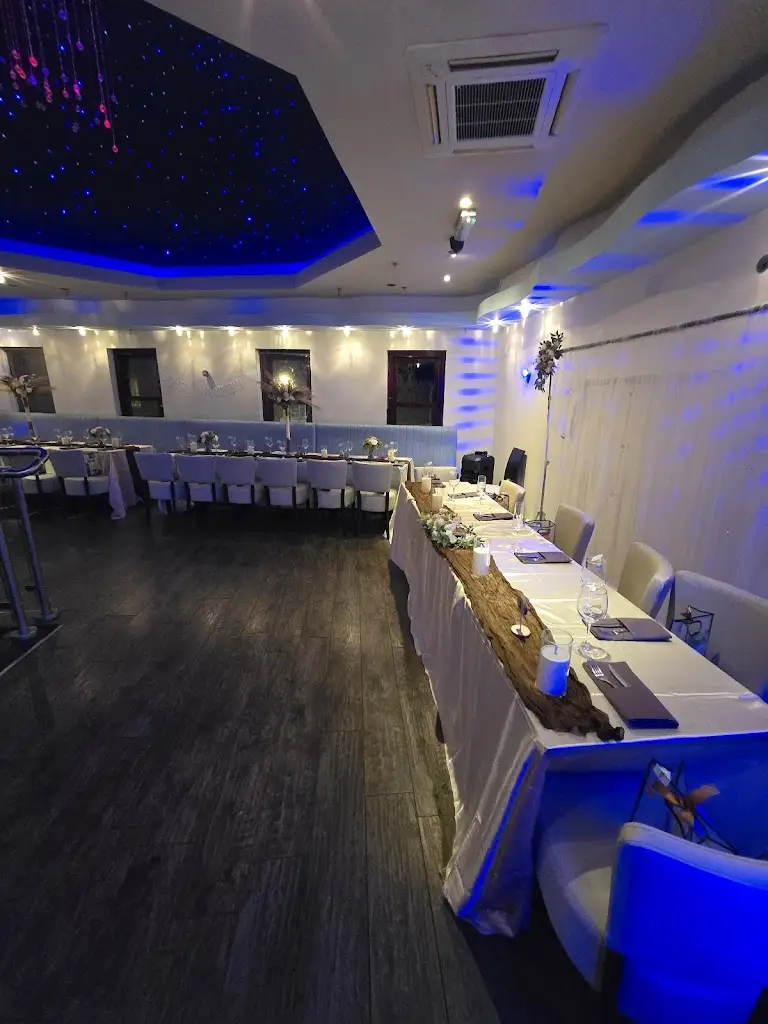 Toro Steak House_Rothwell_slider_image_2