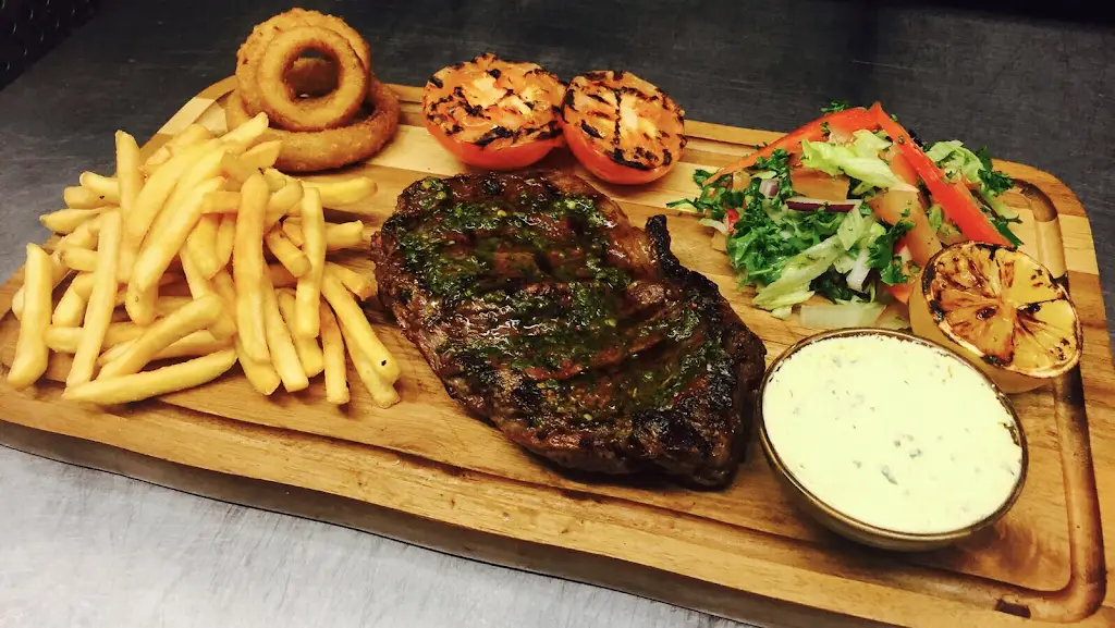 Toro Steak House_Rothwell_slider_image_3