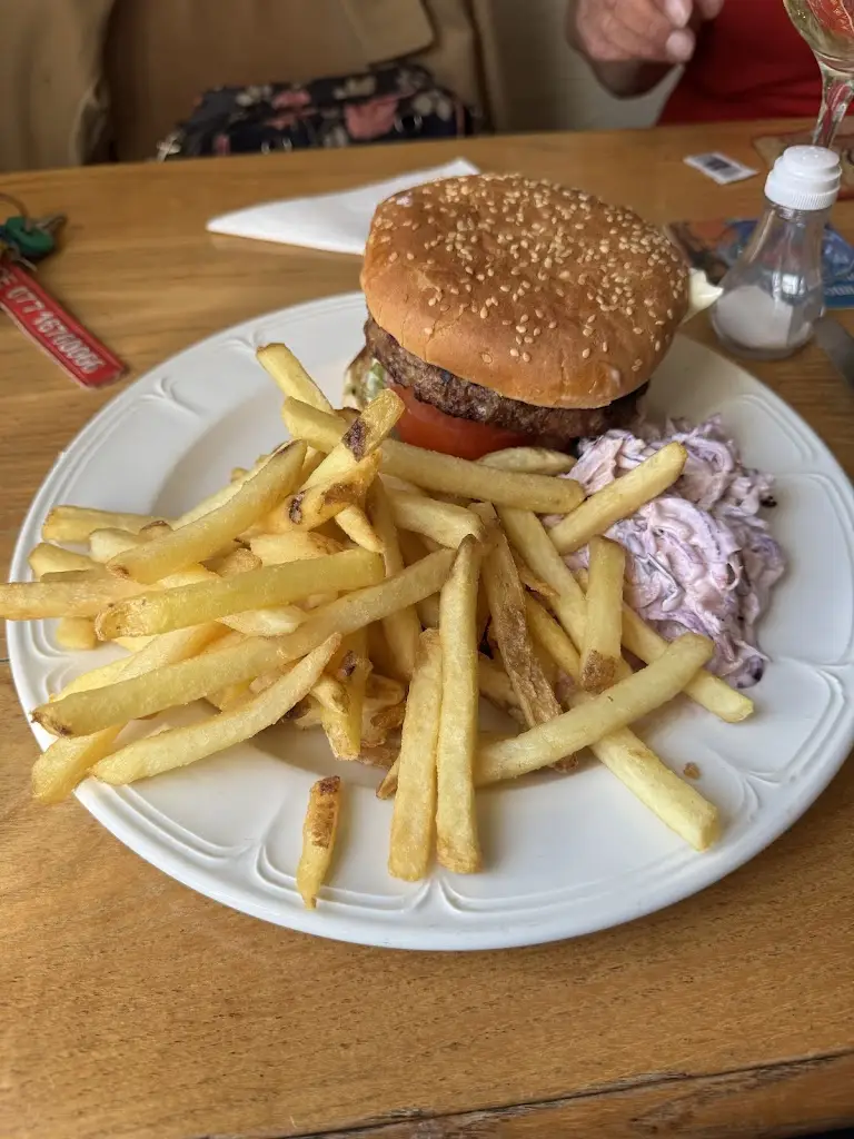 Clare Hodgson_The Shepherd & Dog_Rochford_review