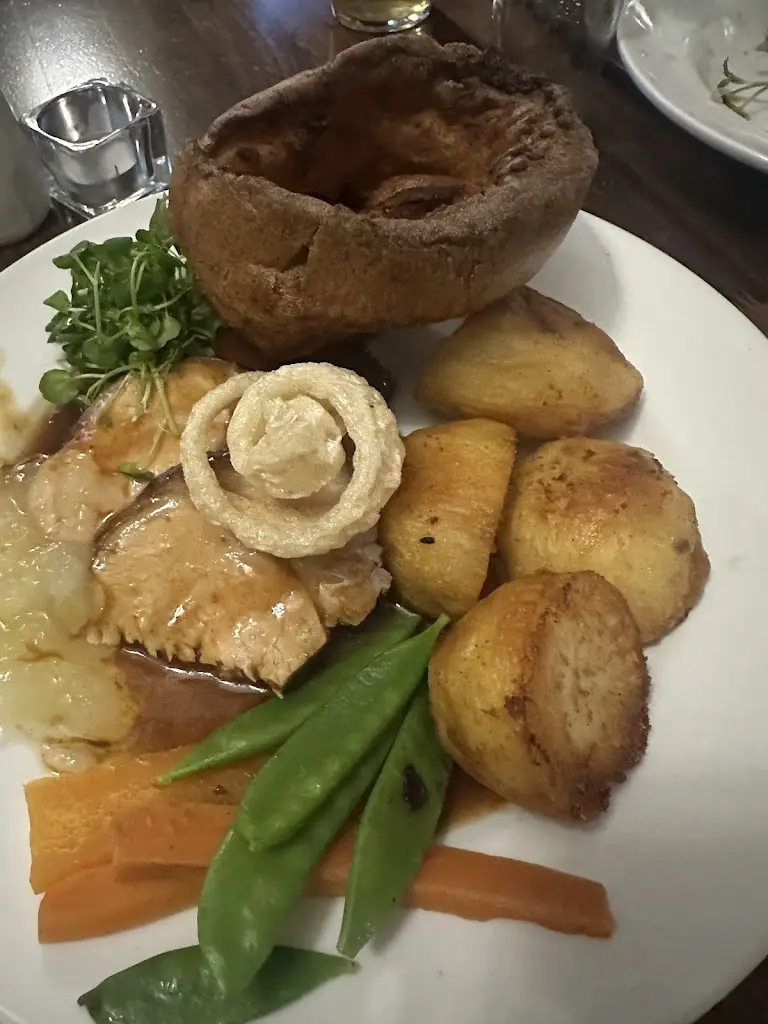 Kirstin Gibson_The Shepherd & Dog_Rochford_review