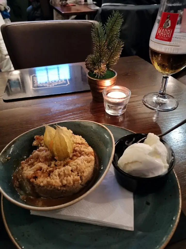 JL Marmol_The Horse and Groom Pub_Rochford_review