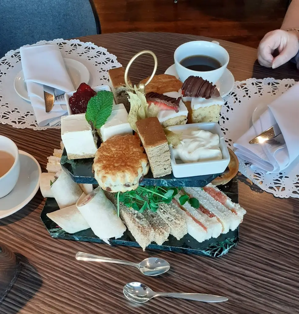 Menu_1935 Rooftop Restaurant & Bar_Rochford_image_3