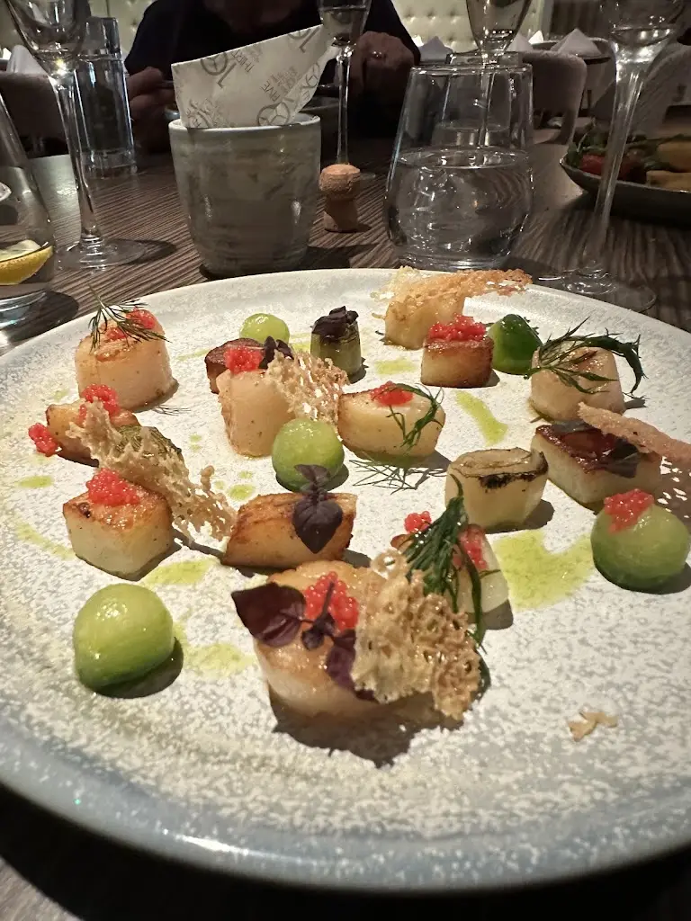 Sylvia O-S _1935 Rooftop Restaurant & Bar_Rochford_review