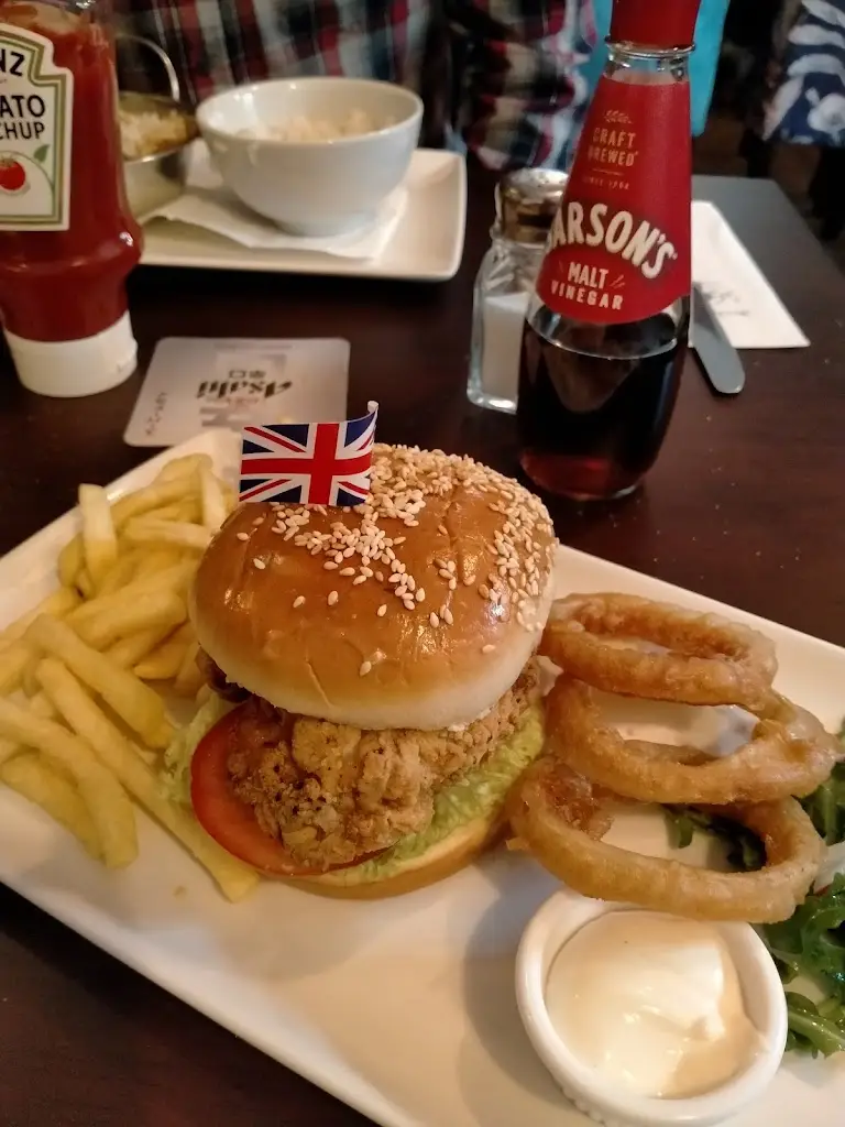 Paul Devivo_The Old House at Home_Romsey_review