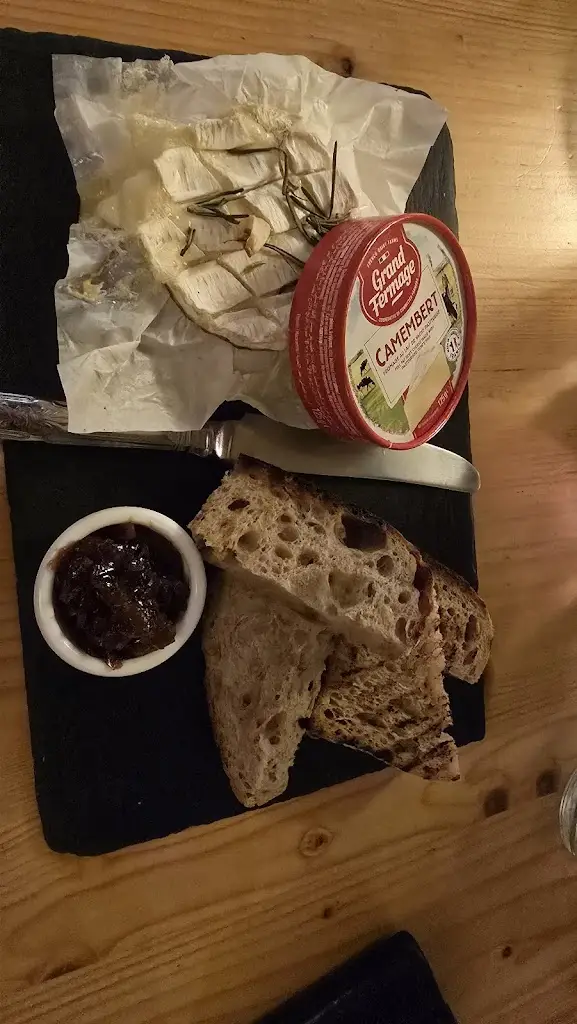 Jake_The Old House at Home_Romsey_review